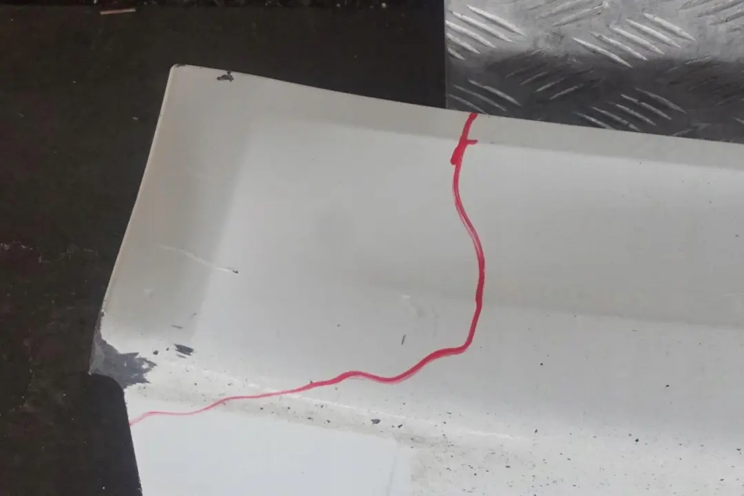 Listwa nakładka próg lewy M3 do BMW 3 E93 o numerze 0037011 BMW 3 E93 Listwa nakładka próg lewy M3 - SKU 0037011-AW - Numer Części 0037011