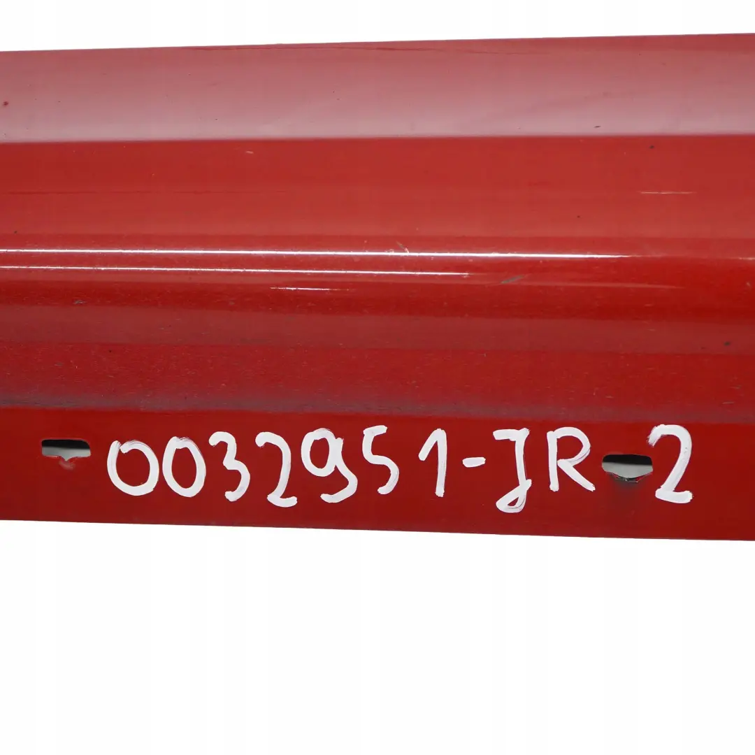 Listello Portiera Apertura Gonna SX Rosso Giappone Rosso - 438 per BMW E90 E91 con numero di parte 0032951 BMW E90 E91 Listello Portiera Apertura Gonna SX Rosso Giappone Rosso - 438 - SKU 0032951-JR2 - Numero di parte 0032951