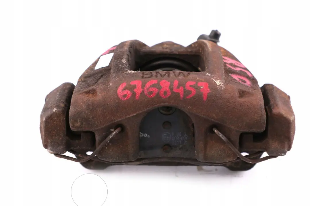 Front Left Wheel N/S Brake Caliper Housing to Mini Cooper R50 R52 R53 with Part number 6768457 Mini Cooper R50 R52 R53 Front Left Wheel N/S Brake Caliper Housing - SKU 6768457 - Part number 6768457