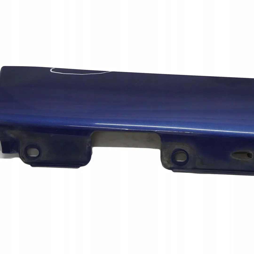Mercedes-Benz W203 Bas de Porte Couverture Seuil Droite Bleu Jaspis - 345 pour à propos du numéro de pièce A2036980254 Mercedes-Benz W203 Bas de Porte Couverture Seuil Droite Bleu Jaspis - 345 - SKU A2036980254-JAS - Numéro de pièce A2036980254