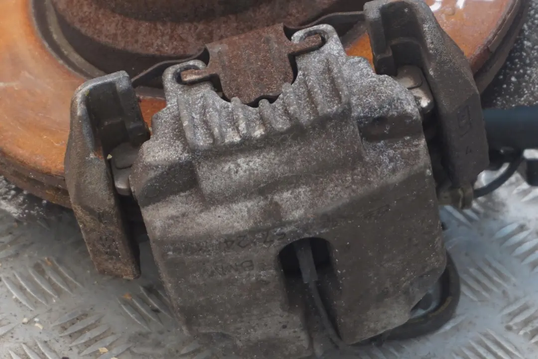 BMW E91 330d M57N2 delantero derecho resorte puntal freno suspensión pierna cubo - SKU 6786014-3 - Número de pieza 6786013