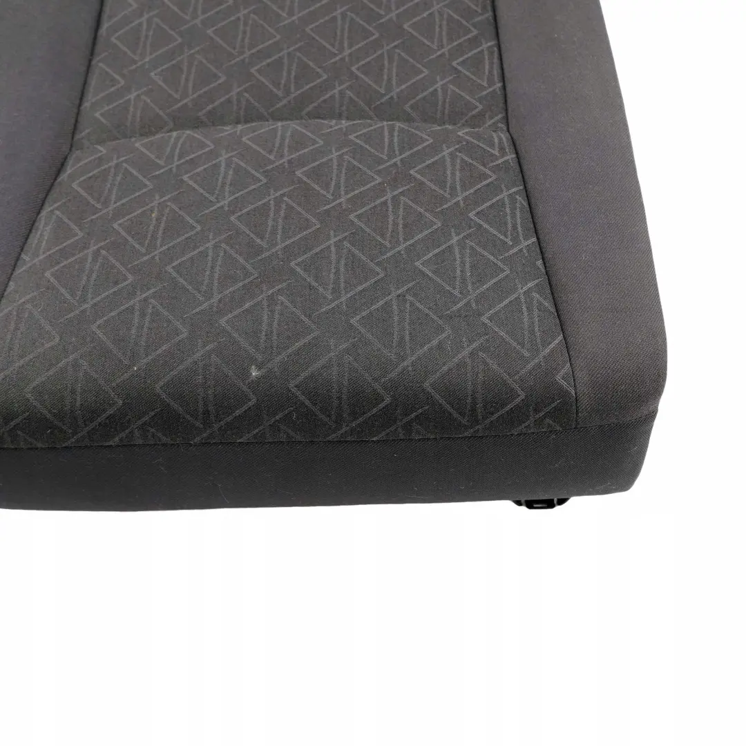 Mercedes-Benz W203 Siege Arriere Reference Droite Tissu Noir Anthracite pour à propos du numéro de pièce A2039203246 Mercedes-Benz W203 Siege Arriere Reference Droite Tissu Noir Anthracite - SKU A2039203246 - Numéro de pièce A2039203246