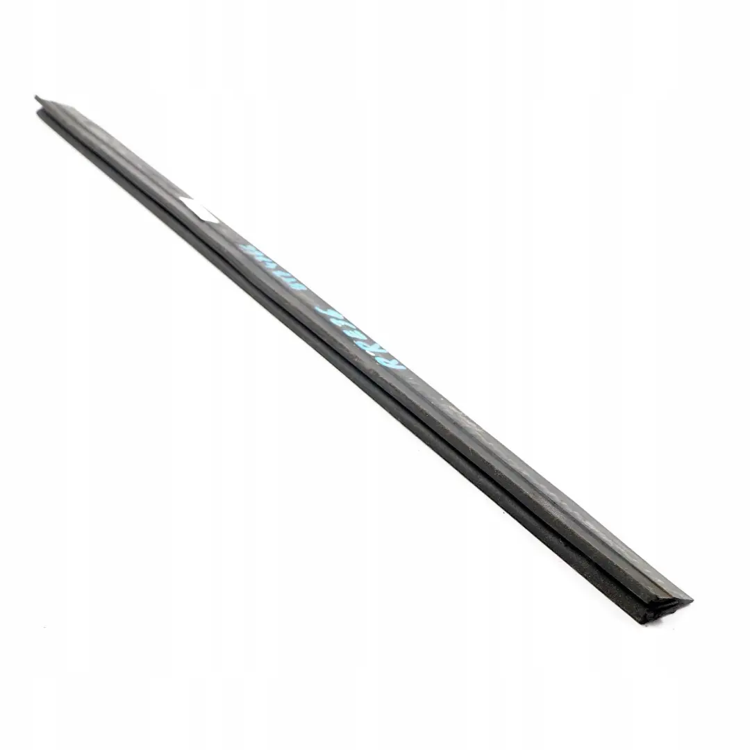 Schachtabdichtun Innen Tür Hinten Rechts Schwarz für BMW 3 er E36 Limousine Kombi mit Teilenummer 8174766 BMW 3 er E36 Limousine Kombi Schachtabdichtun Innen Tür Hinten Rechts Schwarz - SKU 8174766 - Teilenummer 8174766