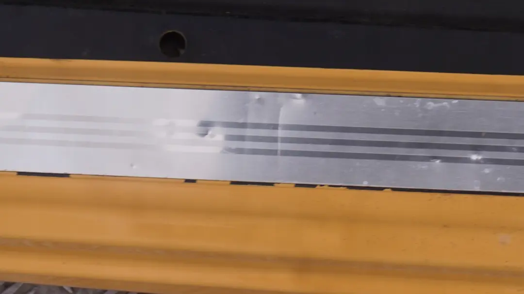 Mini Cooper R56 R57 Derecho O / Sill Faldon Puerta Lado Cubierta Mellow Yellow - SKU 7147916-MY - Número de pieza 7147916