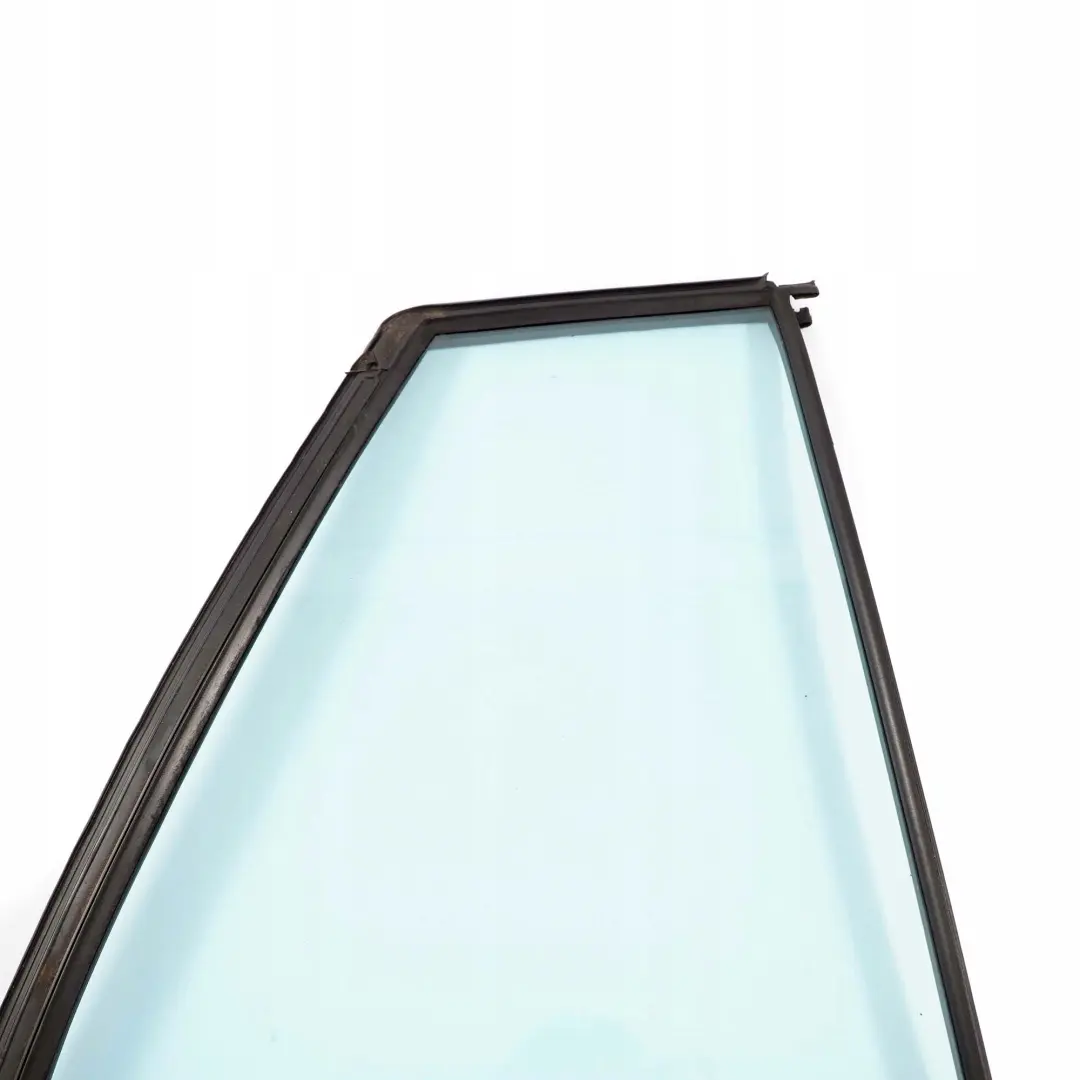 Mercedes E W210 Estate Trasero Derecho O / Ventana Triangular Vidrio Azul AS2 - SKU A2107351209 - Número de pieza A2107351209