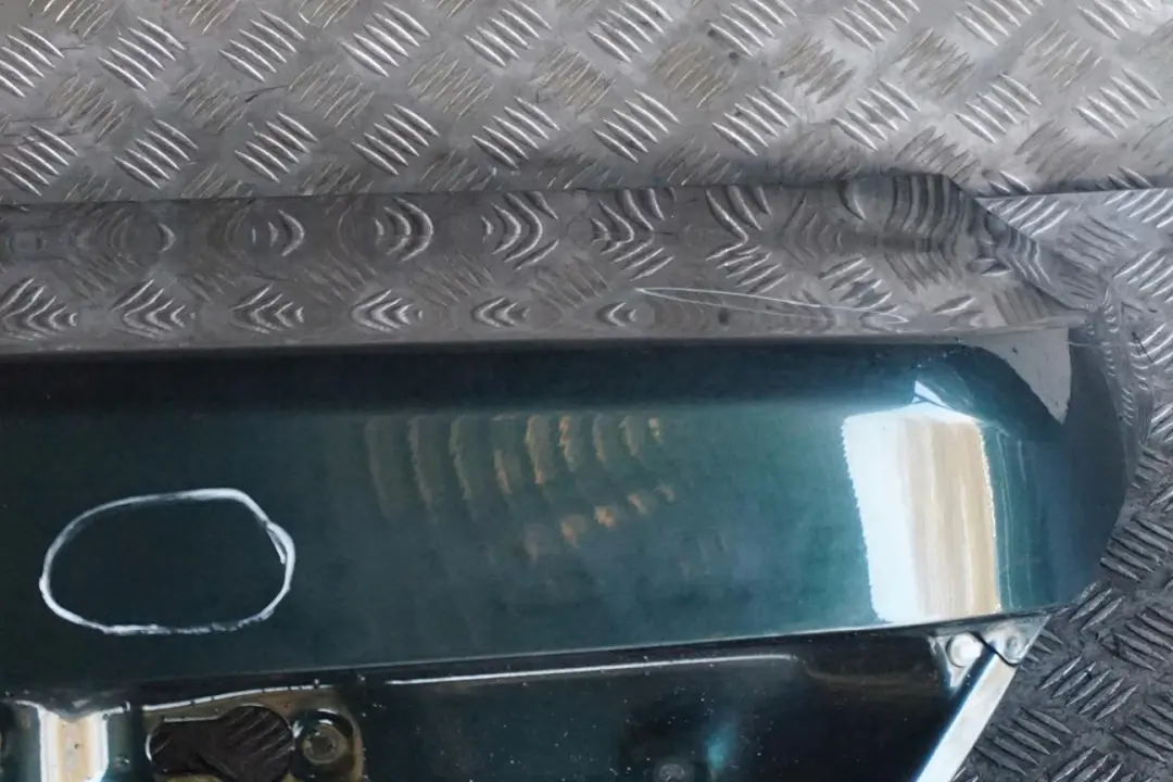 Trunk Lid Boot Tailgate Oxfordgruen Green - 430 to BMW 7 Series E65 E66 E67 with Part number 7049252 BMW 7 Series E65 E66 E67 Trunk Lid Boot Tailgate Oxfordgruen Green - 430 - SKU 7049252-OXF - Part number 7049252