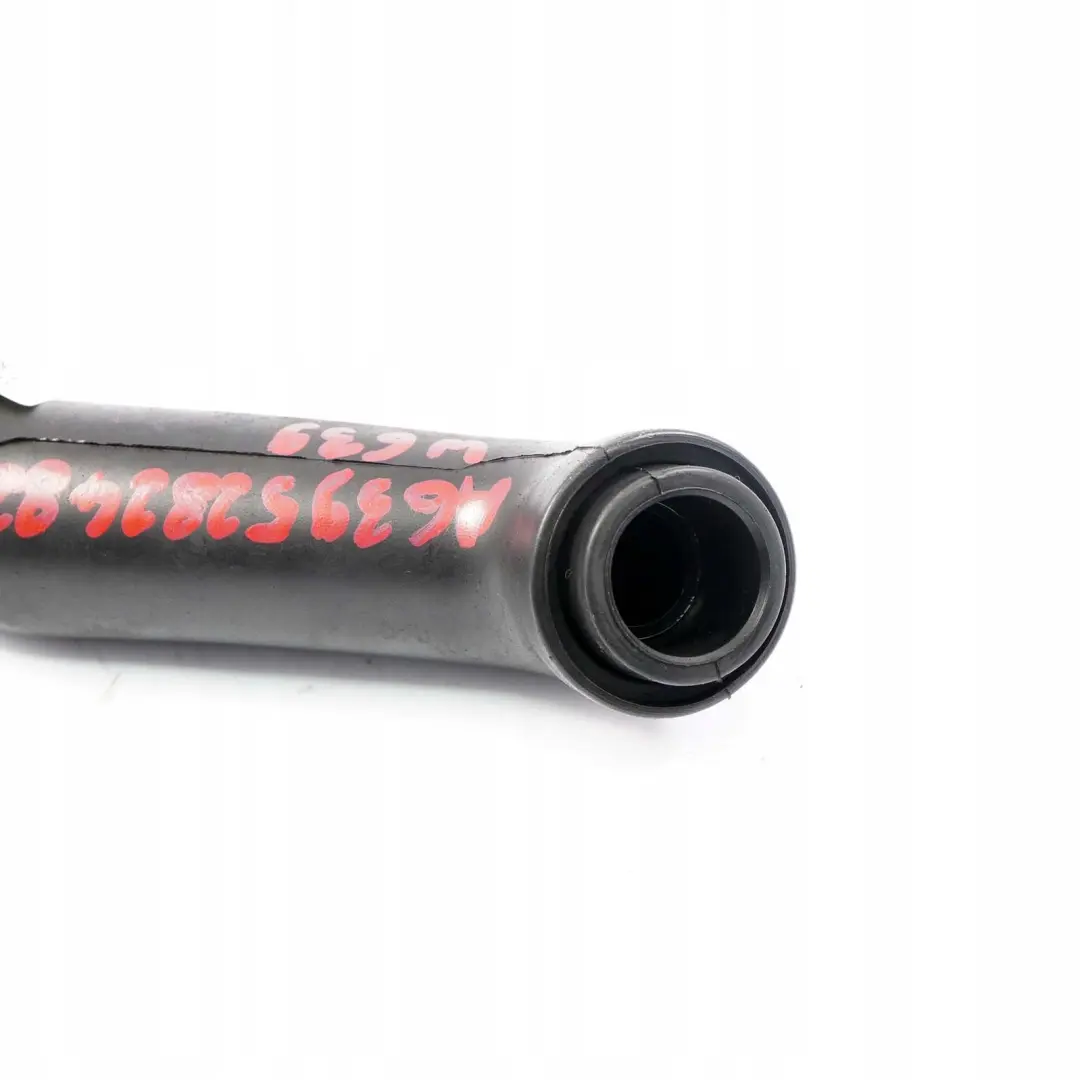  Mercedes-Benz Vito Viano W639 Air Charge Turbocharger Hose Pipe A6110100082 - SKU A6395282482 - Part number A6395282482