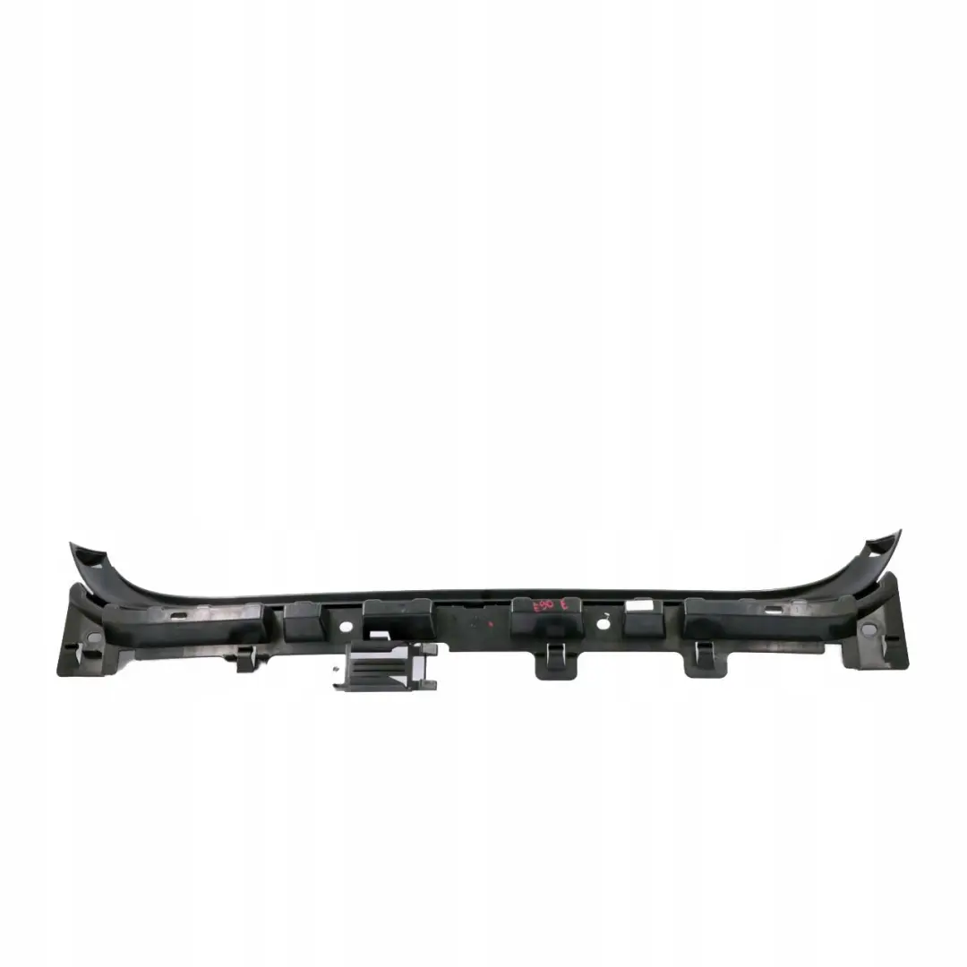 BMW E90 Paraurti Posteriore Guida Centrale Montaggio Trim - SKU 7058522 - Numero di parte 7058522