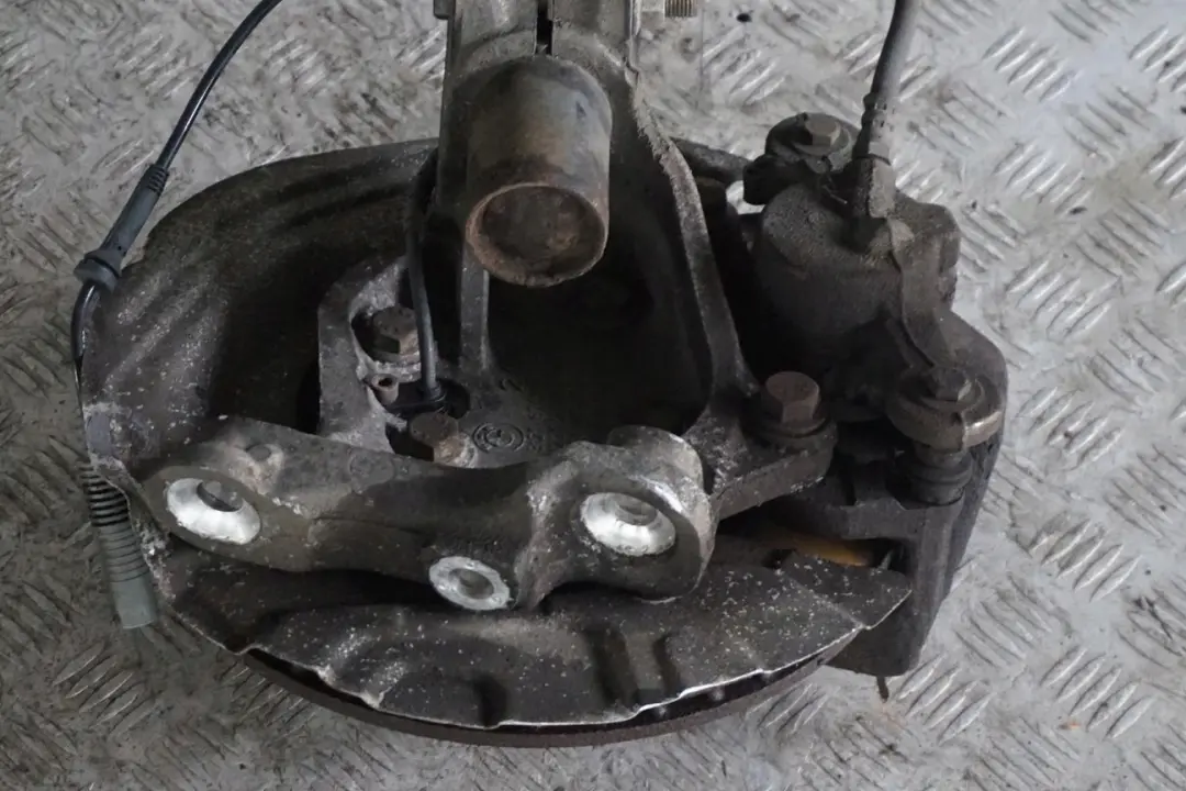 M47N2 Set Molla Sospensioni Cuscinetto Perno Anteriore Destro per BMW E87 118d con numero di parte 6786020 BMW E87 118d M47N2 Set Molla Sospensioni Cuscinetto Perno Anteriore Destro - SKU 6786020-1 - Numero di parte 6786020