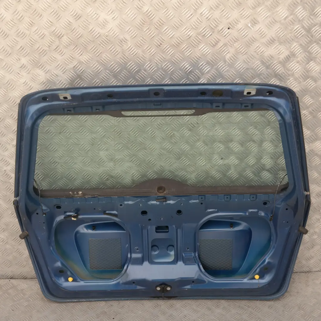 Klapa tylna tył Lightning Blue A63 do MINI Cooper R56 o numerze 2752015 MINI Cooper R56 Klapa tylna tył Lightning Blue A63 - SKU 2752015-LB4 - Numer Części 2752015