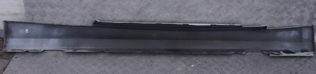 BMW E81 E82 E88 Listello Portiera Verniciato SX Bianco Alpino Bianco - SKU 0036143-AW2 - Numero di parte 0036143