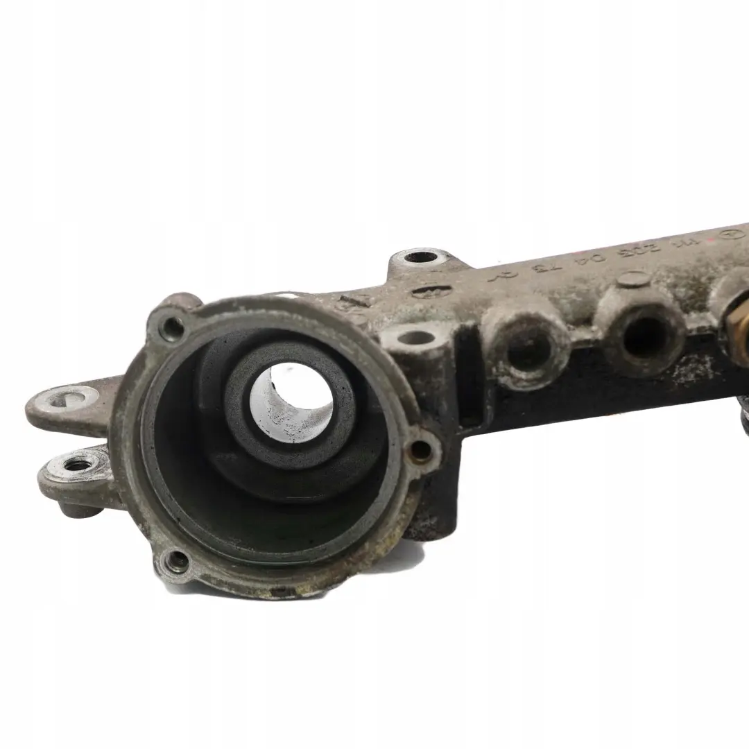 Mercedes-Benz W202 W203 W210 M111 Thermostatgehäuse Kühlwasser A1112030473 für mit Teilenummer A1112001303 Mercedes-Benz W202 W203 W210 M111 Thermostatgehäuse Kühlwasser A1112030473 - SKU A1112001303 - Teilenummer A1112001303