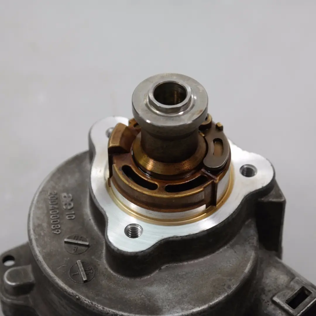 BMW 1 3 5 E60 LCI E70 E81 E90 E91 F01 F10 Pompe à vide essence N52N - SKU 7558344 - Numéro de pièce 7558344