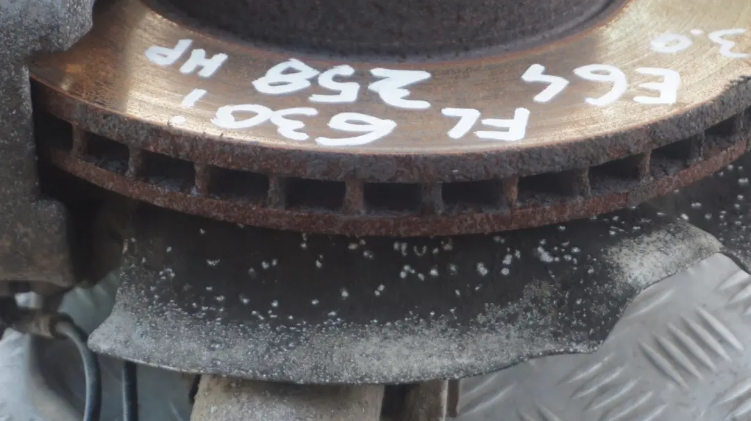 BMW 6er E64 630i N52 Stoßdämpfer Federbein vorne links Bremssattelgehäuse - SKU 6769455 - Teilenummer 6769455