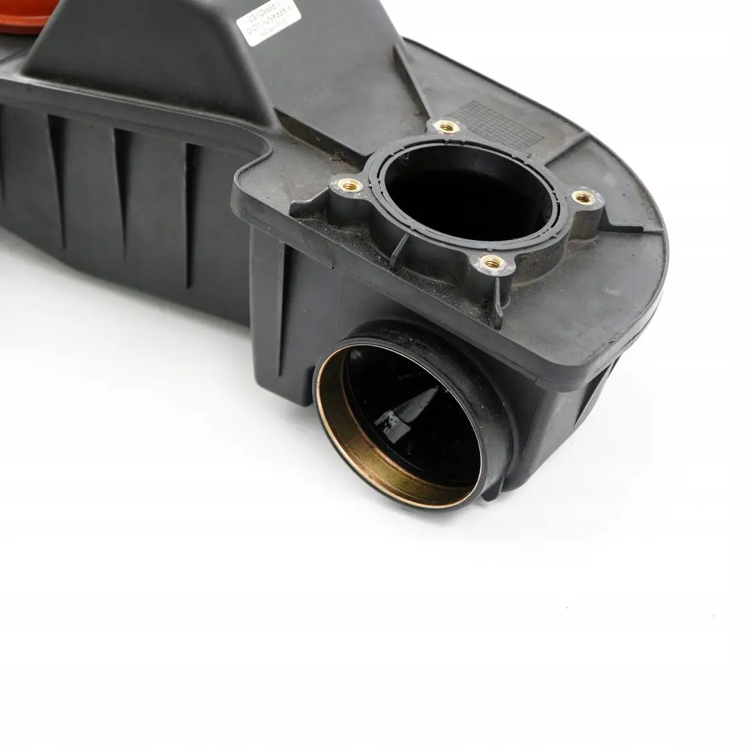 Mercedes-Benz C-Klasse W203 200 230 Kompressor M111 Air Intake Filter Box to with Part number A1110940183 Mercedes-Benz C-Klasse W203 200 230 Kompressor M111 Air Intake Filter Box - SKU A1110940183 - Part number A1110940183