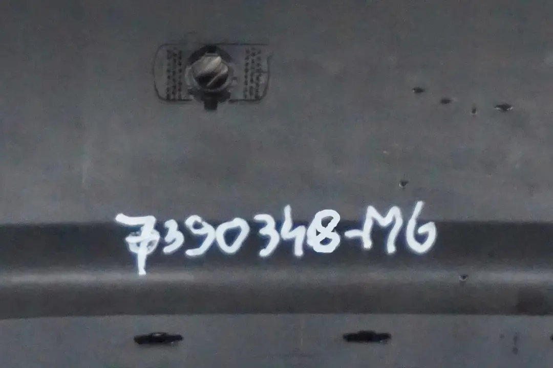 BMW F22 F23 Zderzak tył mineralgrau - SKU 7390348-MG - Numer Części 7390348