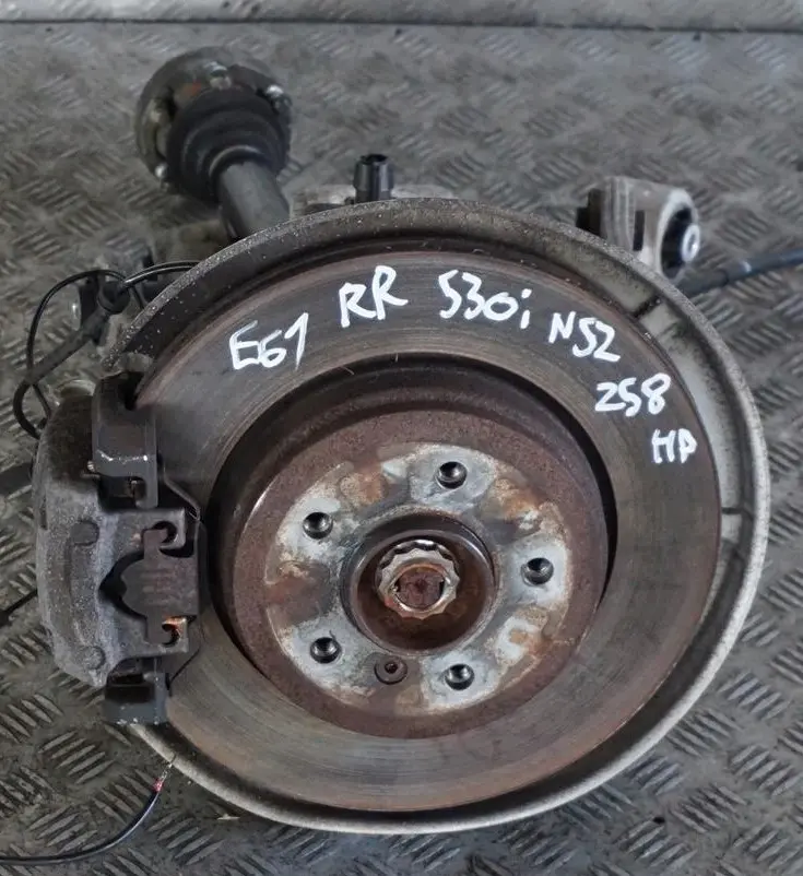 BMW 5 E61 Kombi 530xd M57N2 231PS Set Abtriebswelle Schwenklager Hinten Rechts - SKU lhd-6770924-5 - Teilenummer 6770923