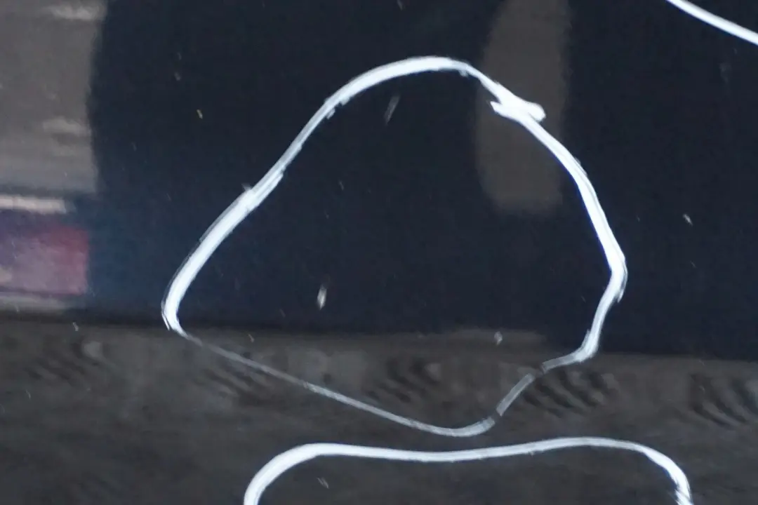 Beifahrer Tür Vorne Rechts Carbonschwarz Schwarz - 416 für BMW 3 er E90 E91 4 mit Teilenummer 7203644 BMW 3 er E90 E91 4 Beifahrer Tür Vorne Rechts Carbonschwarz Schwarz - 416 - SKU 7203644-CAR3 - Teilenummer 7203644