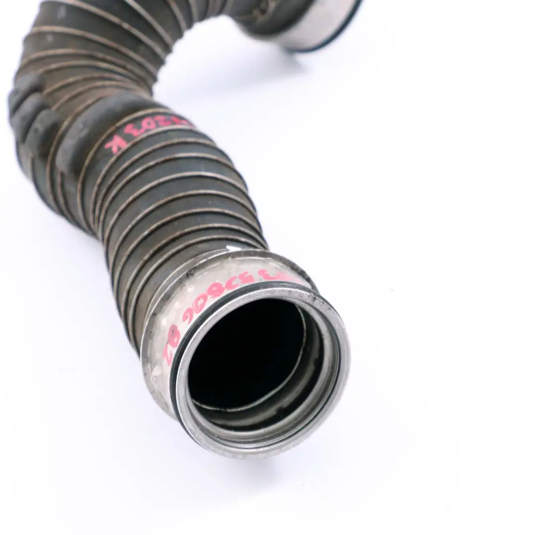 Mercedes-Benz W203 Kompressor Izquierda Turbo Intercooler Manguera para con número de pieza A2035280682 Mercedes-Benz W203 Kompressor Izquierda Turbo Intercooler Manguera - SKU A2035280682 - Número de pieza A2035280682