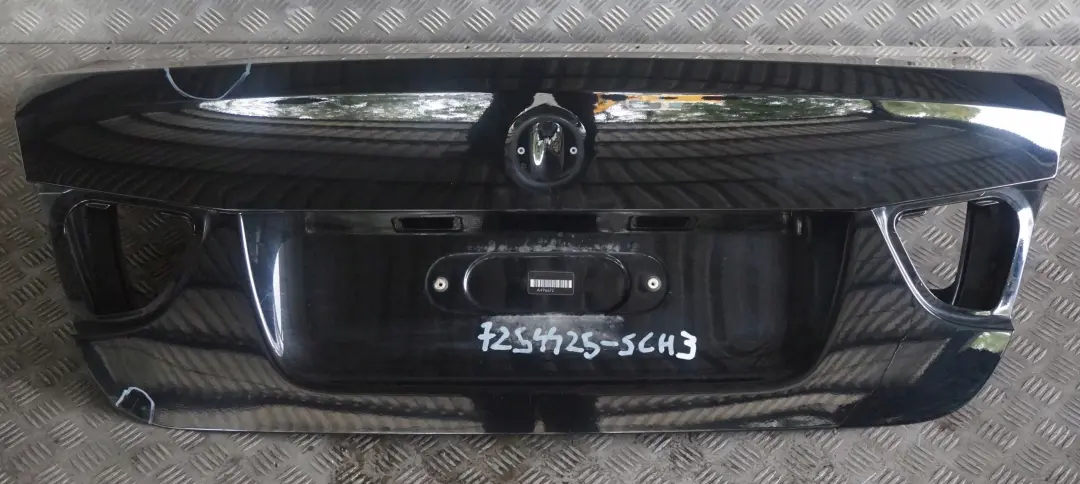 Trunk Boot Lid Tailgate Schwarz 2 Black - 668 to BMW 3 Series 3 E90 LCi Rear with Part number 7254425 BMW 3 Series 3 E90 LCi Rear Trunk Boot Lid Tailgate Schwarz 2 Black - 668 - SKU 7254425-SCH3 - Part number 7254425