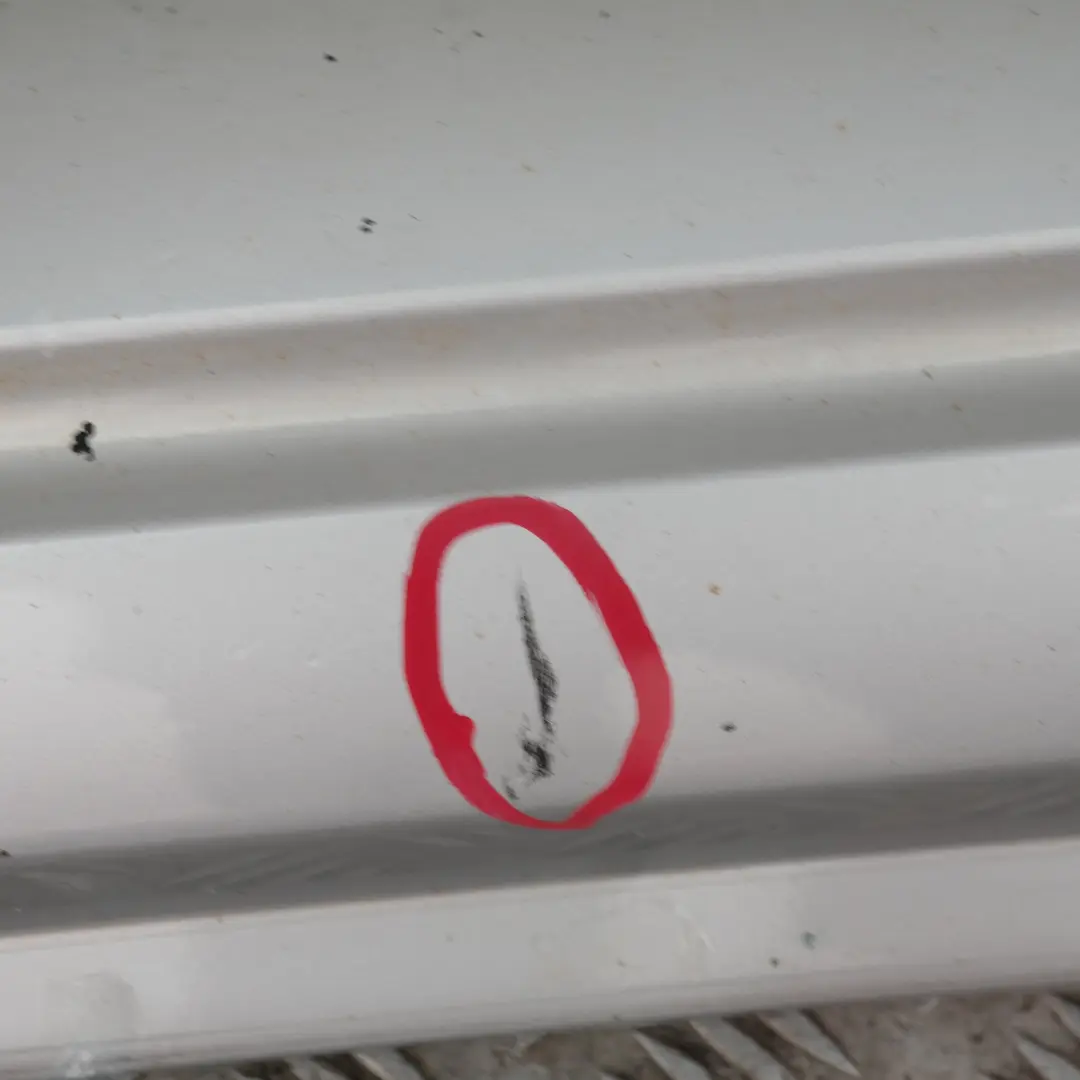 Faldón Cubrepuerta Derecho Titansilber Plata 354 para BMW X3 E83 M Sport con número de pieza 403482 BMW X3 E83 M Sport Faldón Cubrepuerta Derecho Titansilber Plata 354 - SKU 0403482-TS - Número de pieza 403482