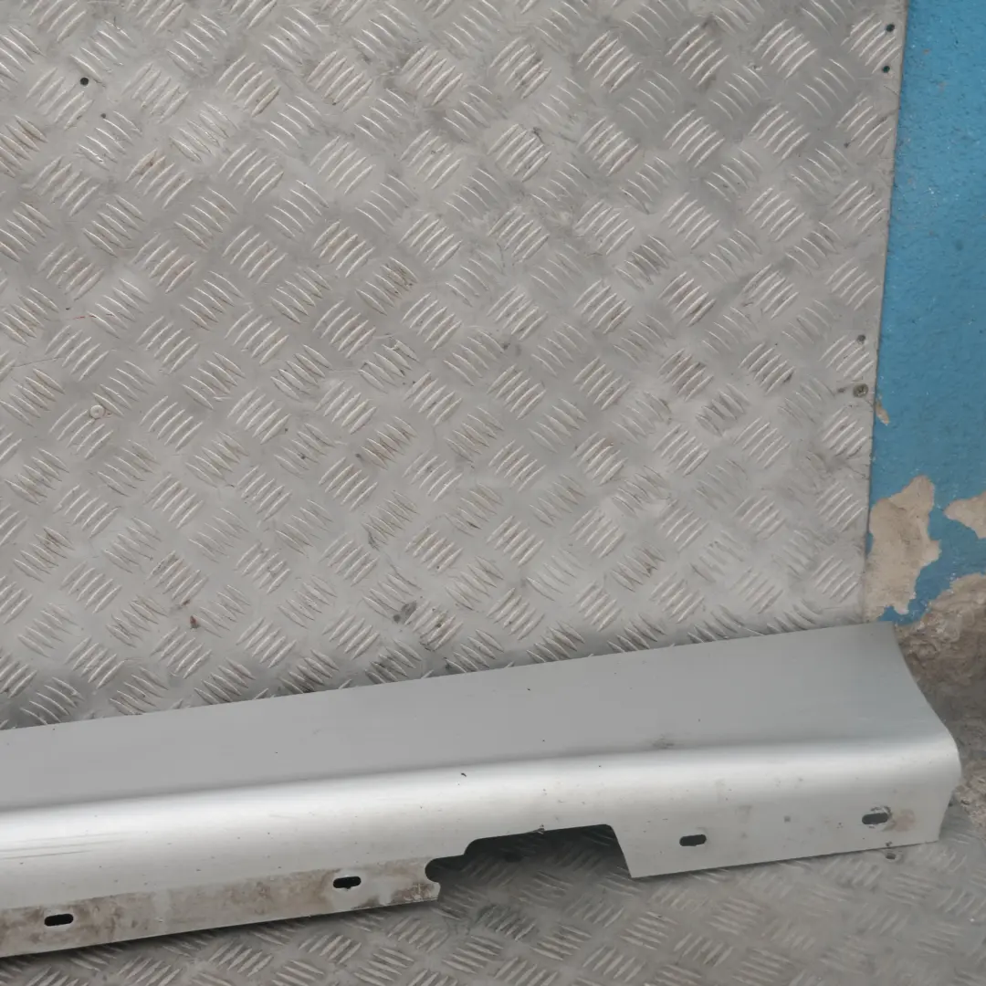 BMW E87 Listello Portiera Apertura Gonna a Sinistra Argento-Titanio Sliber - SKU 0032949-TS16 - Numero di parte 32949