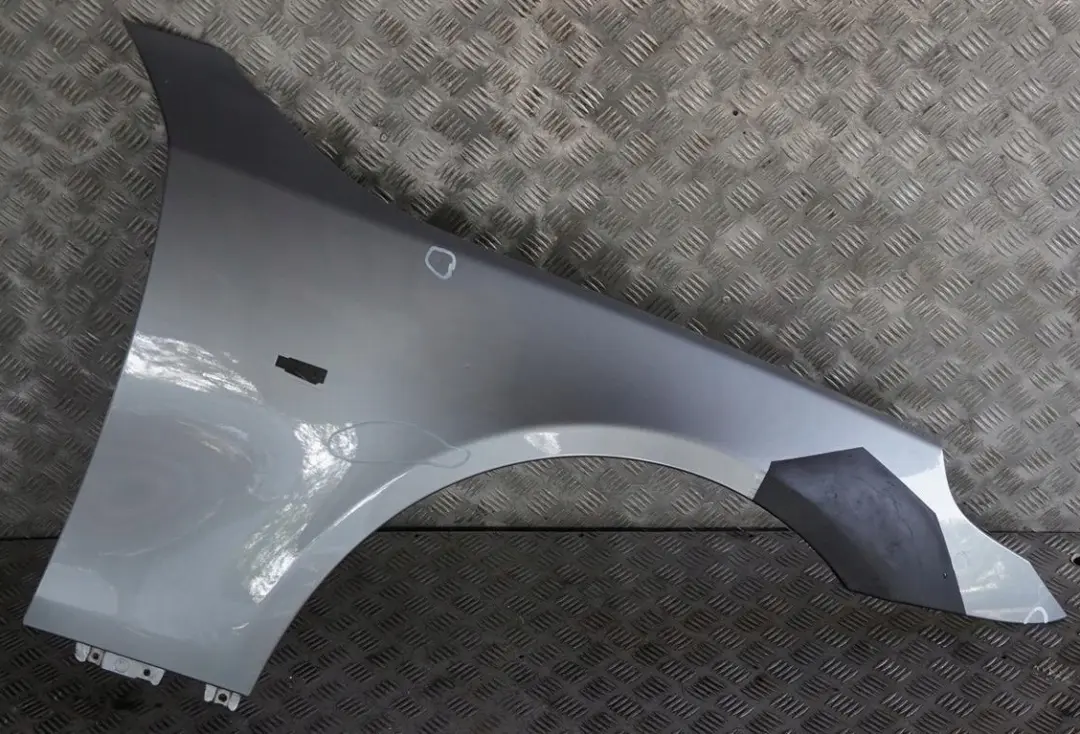 BMW E60 E61 2 Pannello Laterale Anteriore Destro Parafango Grigio Argento - - SKU 7111430-SBG2 - Numero di parte 7111430