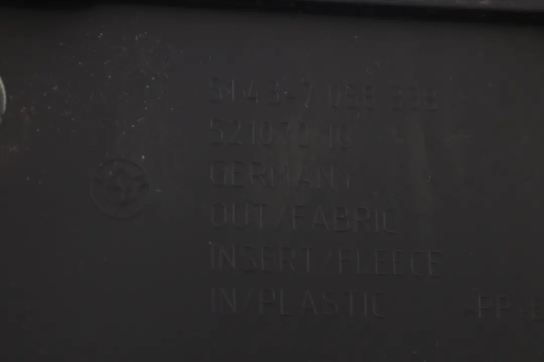 Blende B-Säule Unten Rechts Schwarz für BMW 3 er E90 E90N E91 mit Teilenummer 51437141102 BMW 3 er E90 E90N E91 Blende B-Säule Unten Rechts Schwarz - SKU 7141102 - Teilenummer 51437141102