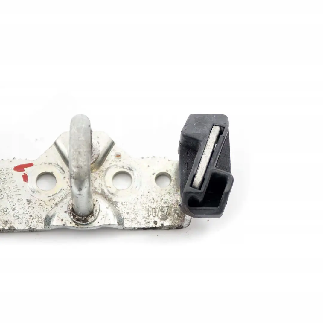 klasa W168 Zamek rygiel klapy bagażnika do Mercedes A o numerze A1683930117 Mercedes A klasa W168 Zamek rygiel klapy bagażnika - SKU A1687400132 - Numer Części A1683930117