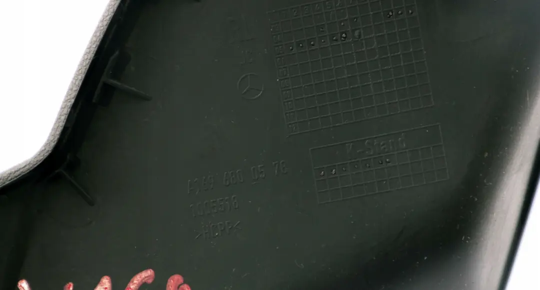 Mercedes-Benz A B Klasse W169 W245 Abdeckung Verkleidung Links für mit Teilenummer A1696800578 Mercedes-Benz A B Klasse W169 W245 Abdeckung Verkleidung Links - SKU A1696800578 - Teilenummer A1696800578