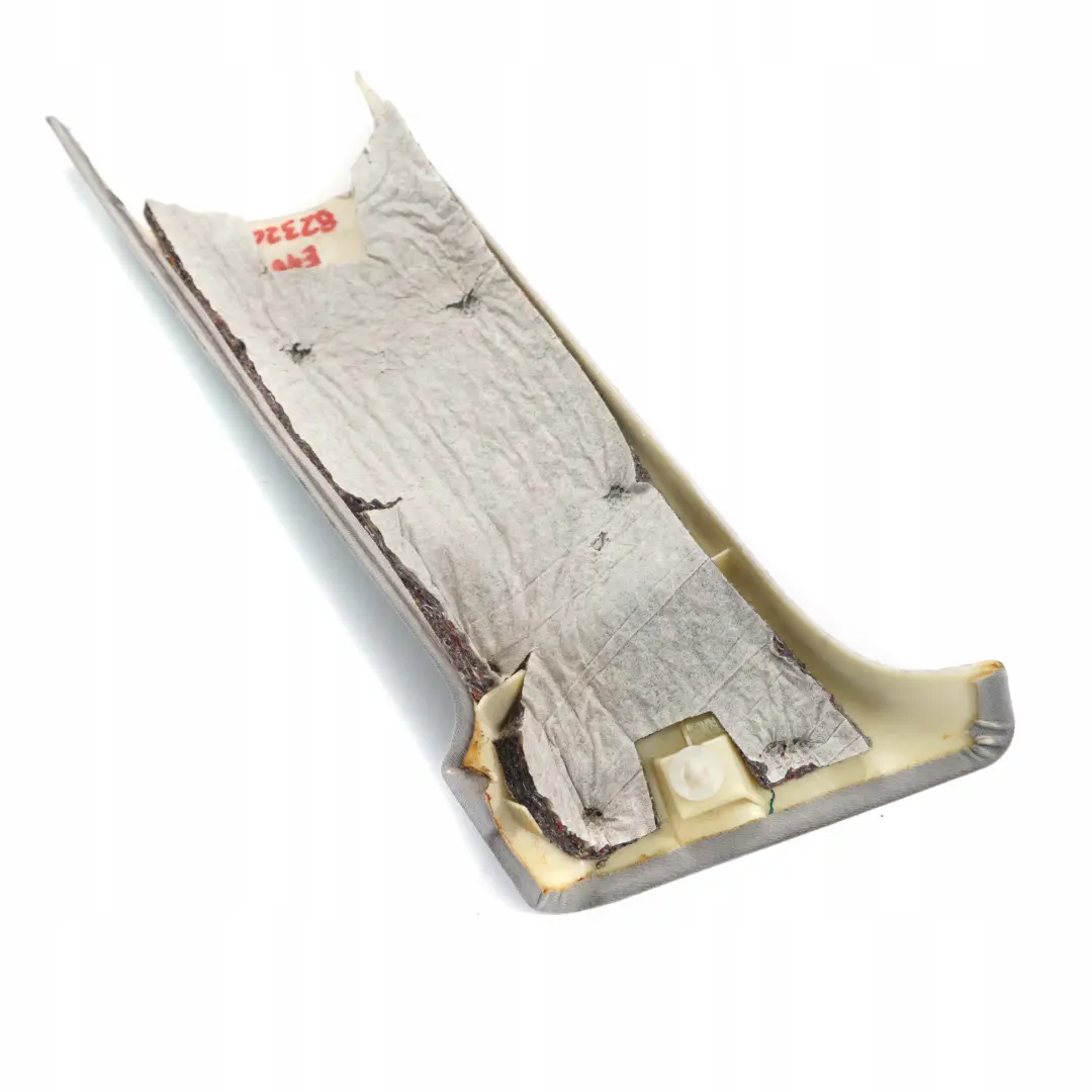 Break Couverture Borne-C Arriere Droite Gris Clair 8209012 pour BMW E46 à propos du numéro de pièce 8232022 BMW E46 Break Couverture Borne-C Arriere Droite Gris Clair 8209012 - SKU 8232022 - Numéro de pièce 8232022