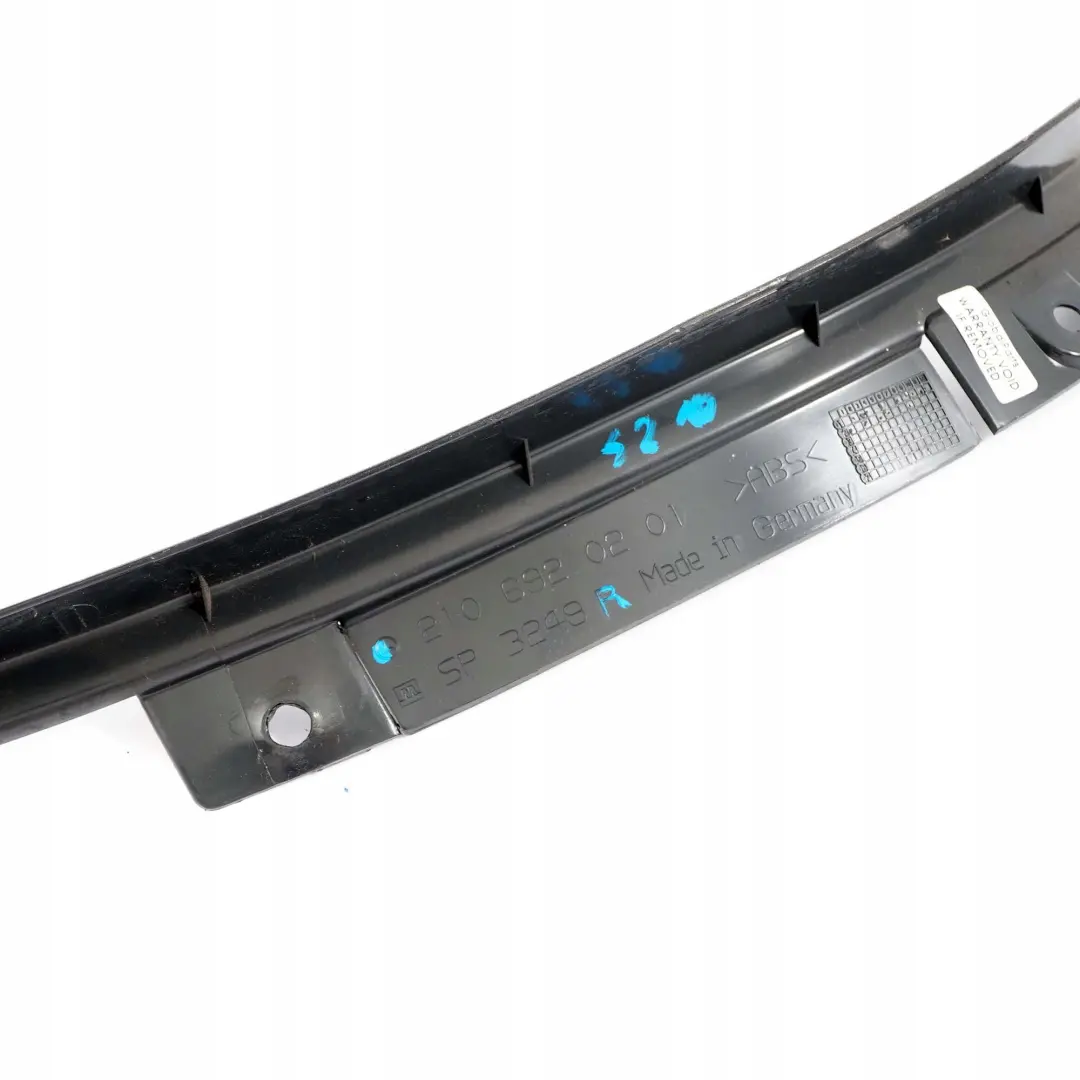 Pannello posteriore destro D-Pillar Cover Baule per Mercedes W210 S210 con numero di parte A2106920201 Mercedes W210 S210 Pannello posteriore destro D-Pillar Cover Baule - SKU A2106920201 - Numero di parte A2106920201