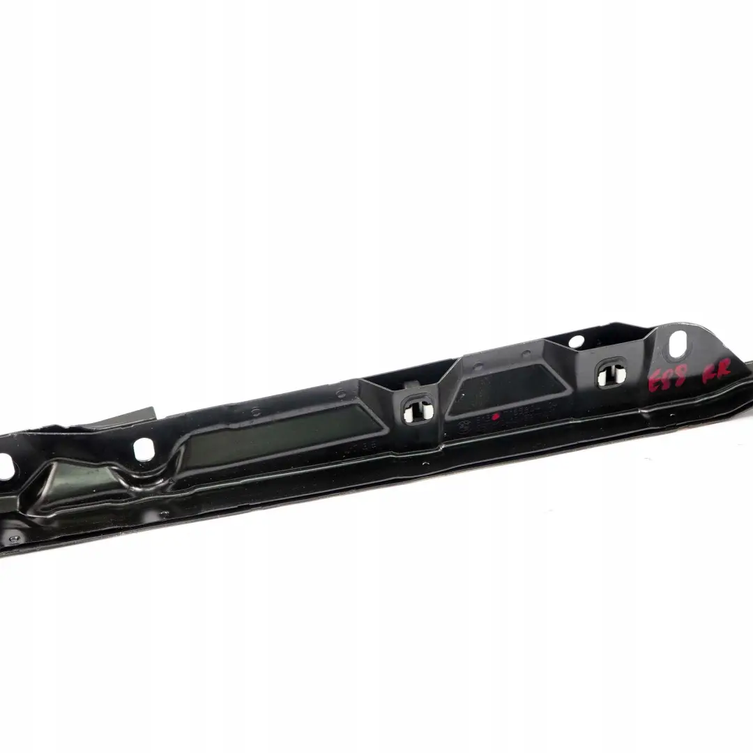 Ventana Trasera Derecha Conexion angulo Trim para BMW E88 con número de pieza 7165604 BMW E88 Ventana Trasera Derecha Conexion angulo Trim - SKU 7165604 - Número de pieza 7165604