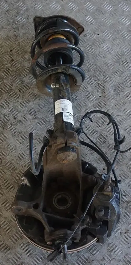 170hp Front Left N/S Leg Brake Suspension Hub to BMW Mini R53 Cooper S W11 1.6 1 with Part number 6759421 BMW Mini R53 Cooper S W11 1.6 1 170hp Front Left N/S Leg Brake Suspension Hub - SKU 6759421-1 - Part number 6759421