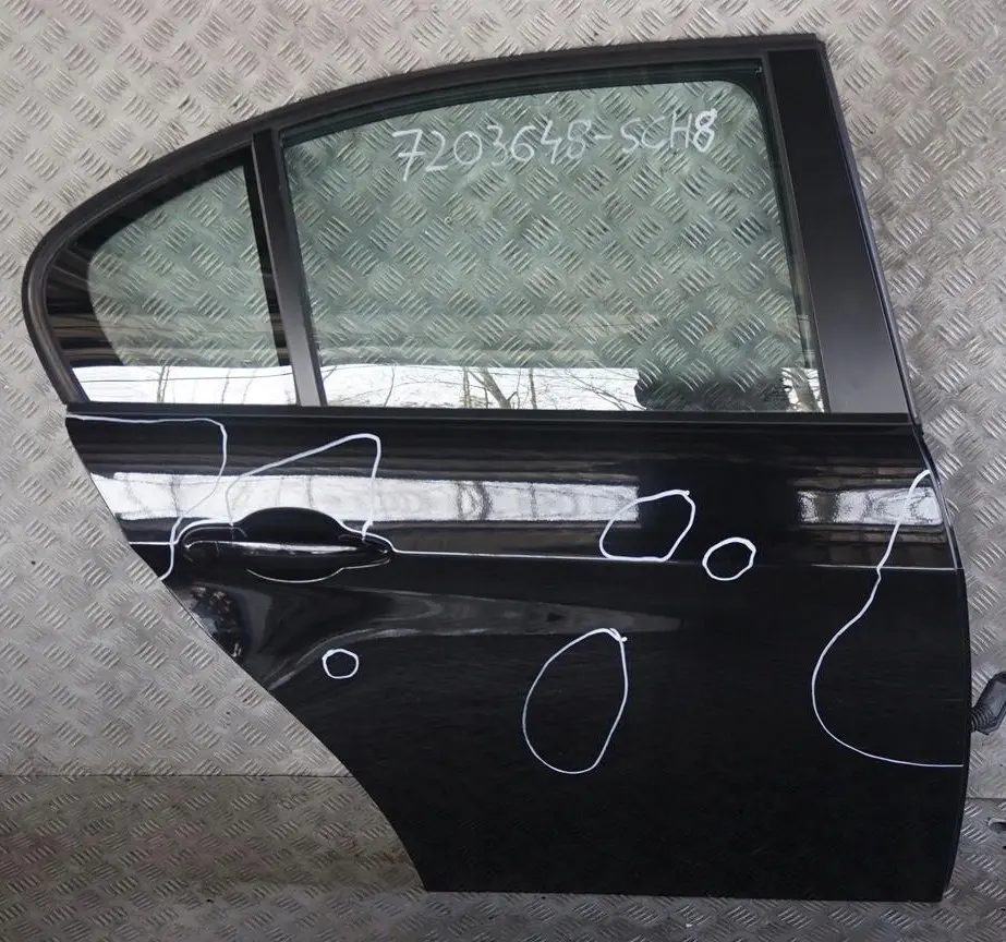 Door Rear Right O/S Black Schwarz 2 - 668 to BMW 3 SERIES 8 E90 E90N LCi with Part number 7203648 BMW 3 SERIES 8 E90 E90N LCi Door Rear Right O/S Black Schwarz 2 - 668 - SKU 7203648-SCH8 - Part number 7203648