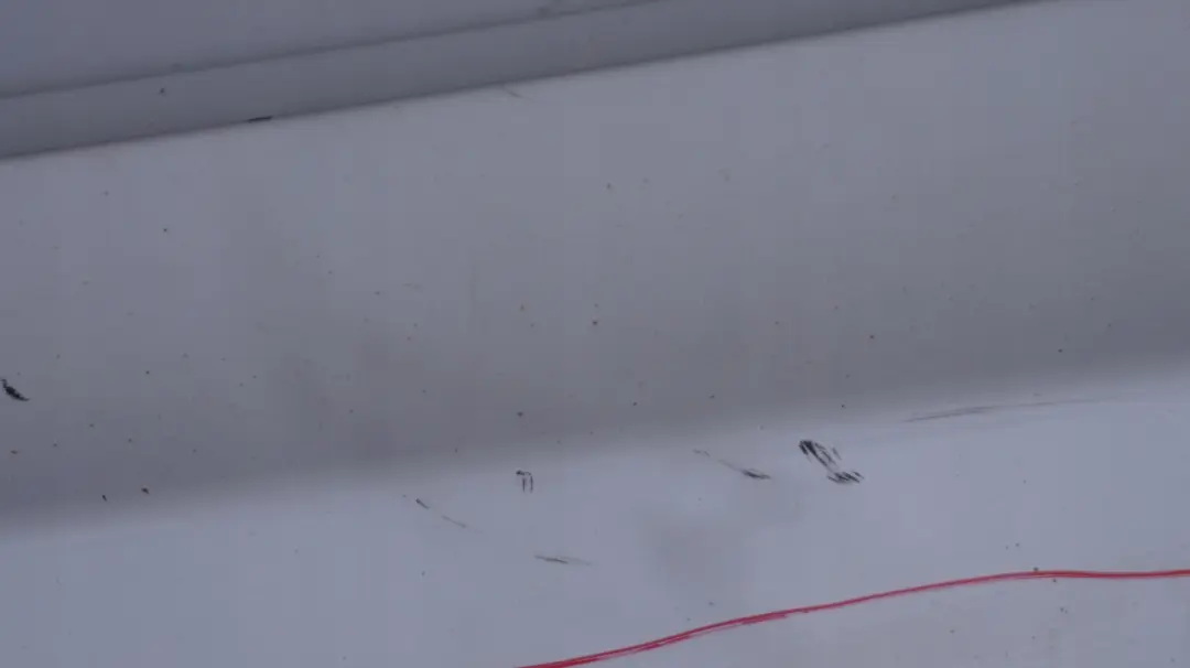 Faldón lateral izquierdo Alpinweiss White para BMW 2 E81 E82 E88 con número de pieza 0036143 BMW 2 E81 E82 E88 Faldón lateral izquierdo Alpinweiss White - SKU 0036143-AW2 - Número de pieza 0036143