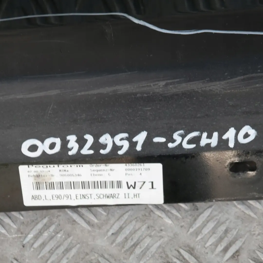 BMW E90 E91 Listello Portiera Pannello Gonna SX Nero - SKU 0032951-SCH10 - Numero di parte 32951