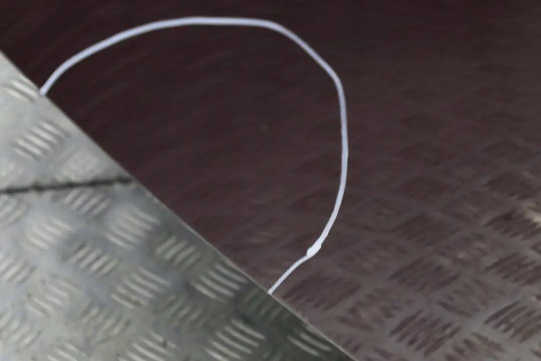 Door Rear Right O/S Barberarot Barbera Red Metallic - A39 to BMW 7 Series E65 with Part number 7202084 BMW 7 Series E65 Door Rear Right O/S Barberarot Barbera Red Metallic - A39 - SKU 7202084-BAR - Part number 7202084