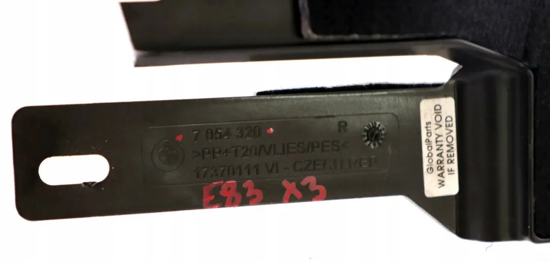BMW X3 E83 Isolamento Acustico Sfiato Aria Destra - SKU 7054320 - Numero di parte 51477054320