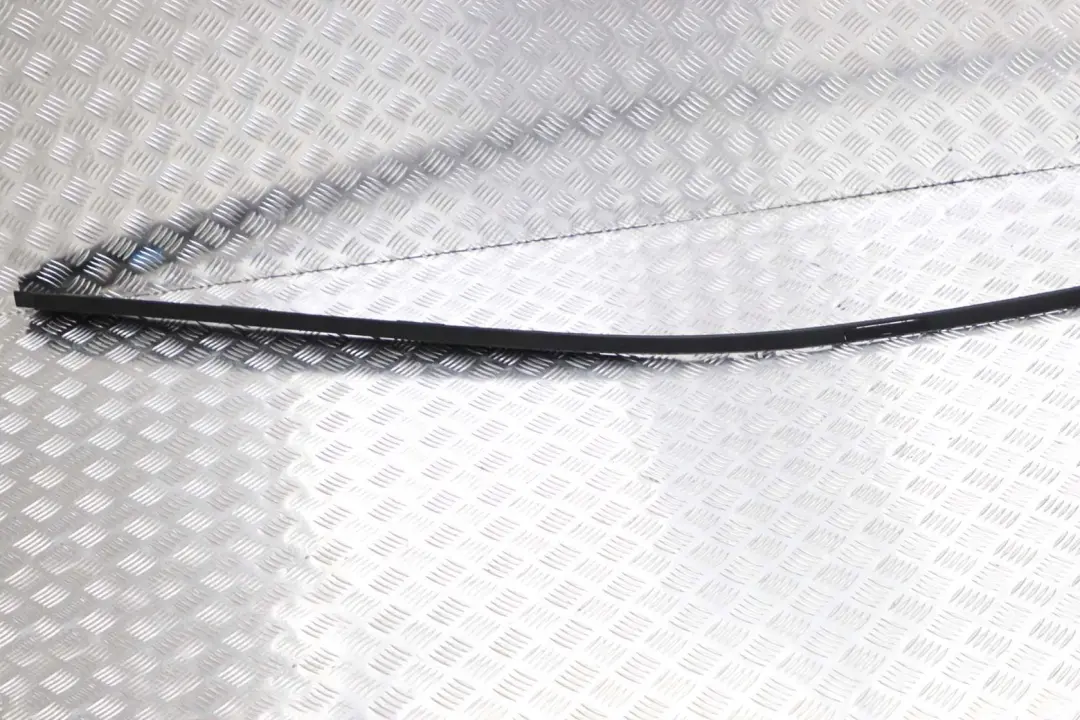 MERCEDES B-KLASA W245 Listwa dachu dachowa prawa - SKU A1696901830 - Numer Części A1696901830
