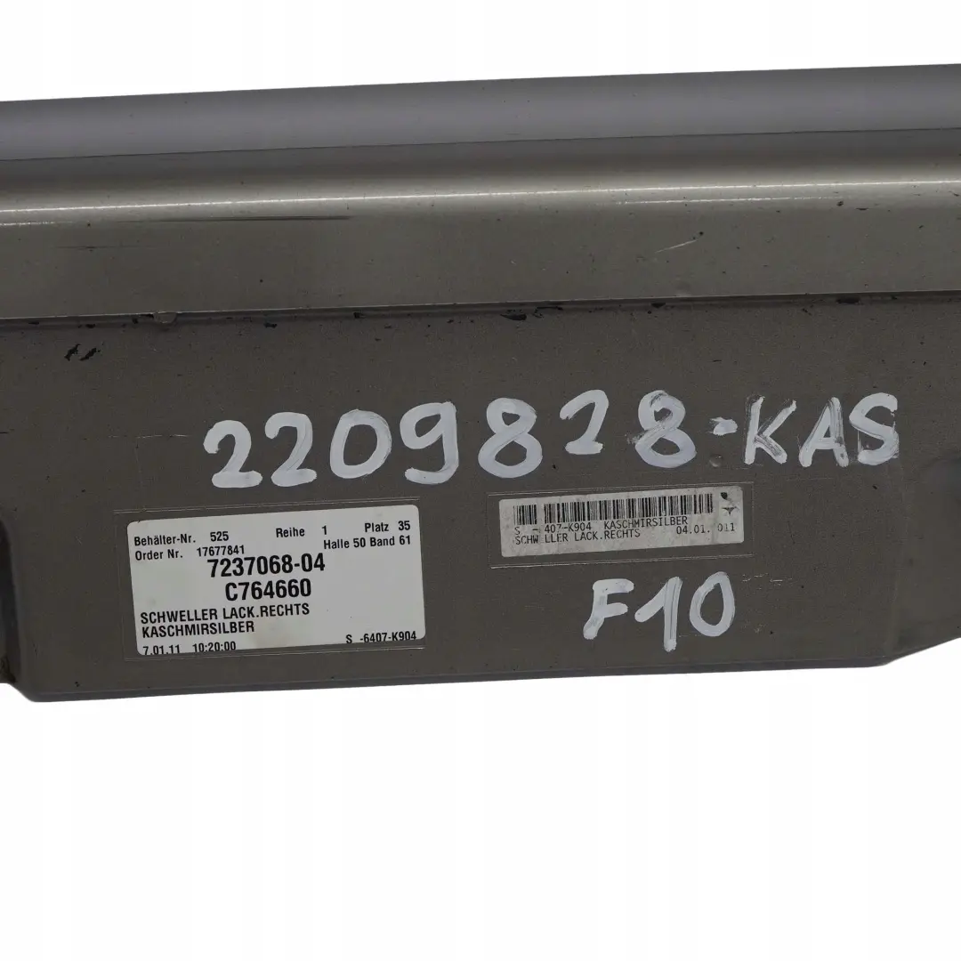 Schwellerleiste Schweller Blende Rechts Kaschmirsilber - A72 für BMW 5 F10 F11 mit Teilenummer 2209828 BMW 5 F10 F11 Schwellerleiste Schweller Blende Rechts Kaschmirsilber - A72 - SKU 2209828-KAS - Teilenummer 2209828