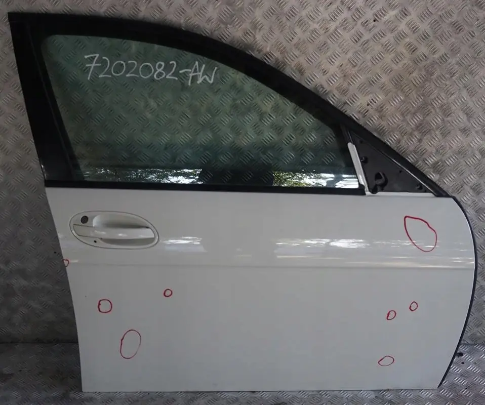 Puerta Delantera Derecha Alpinweiss Blanco Alpino - 300 para BMW E65 E66 con número de pieza 7202082 BMW E65 E66 Puerta Delantera Derecha Alpinweiss Blanco Alpino - 300 - SKU 7202082-AW - Número de pieza 7202082