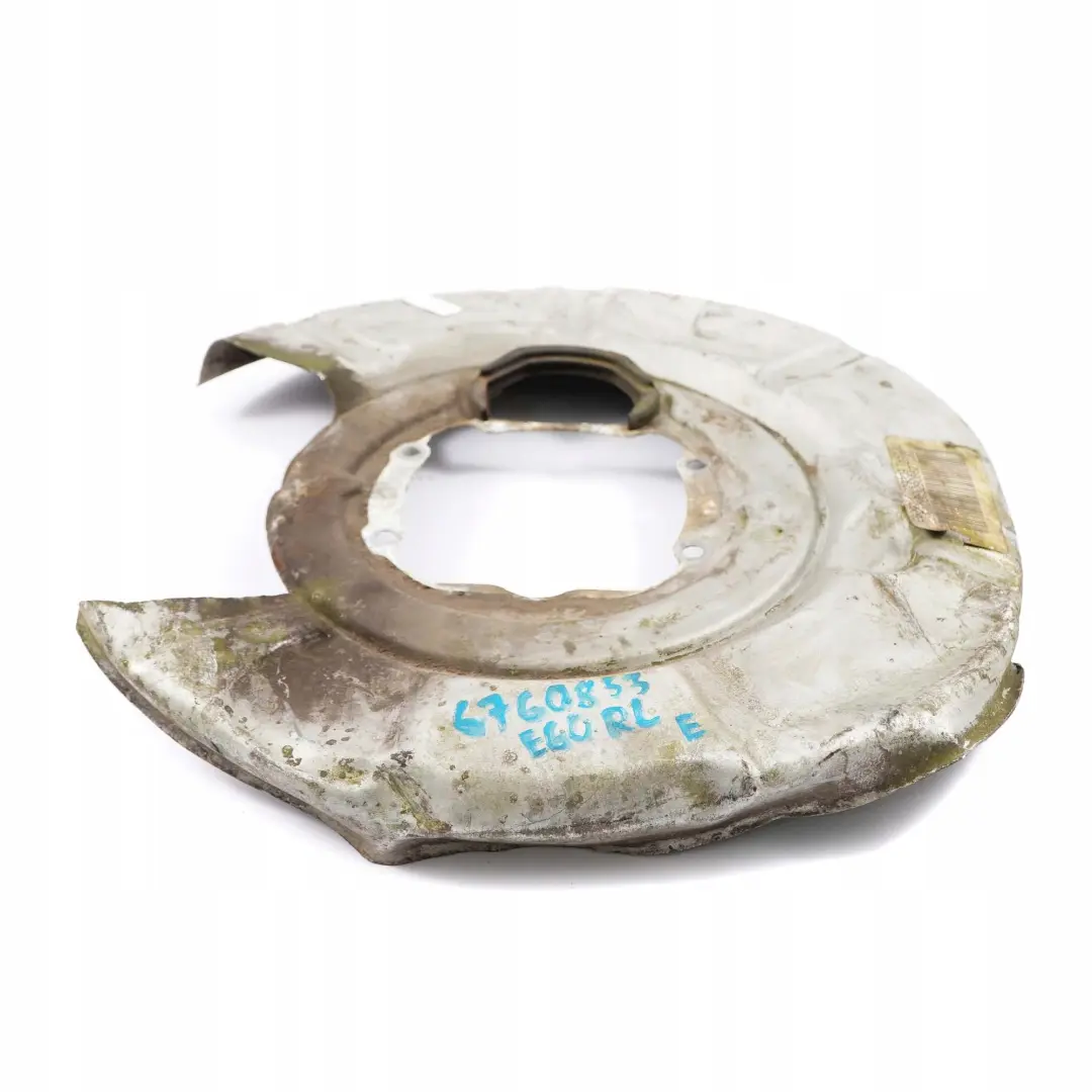 Trasero Izquierdo Disco De Freno Tapa De Proteccion para BMW E60 E63 con número de pieza 6760853 BMW E60 E63 Trasero Izquierdo Disco De Freno Tapa De Proteccion - SKU 6760853 - Número de pieza 6760853