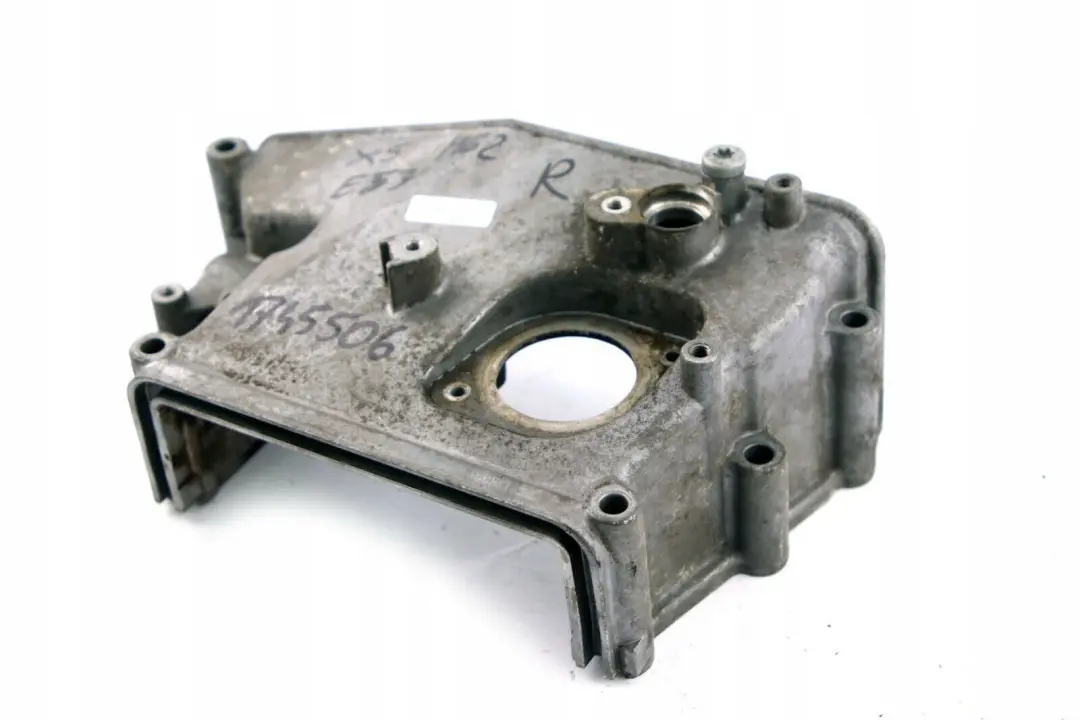 M62 Obudowa rozrządu 1745507 do BMW E38 E39 E53 X5 o numerze 1745506 BMW E38 E39 E53 X5 M62 Obudowa rozrządu 1745507 - SKU 1745506 - Numer Części 1745506