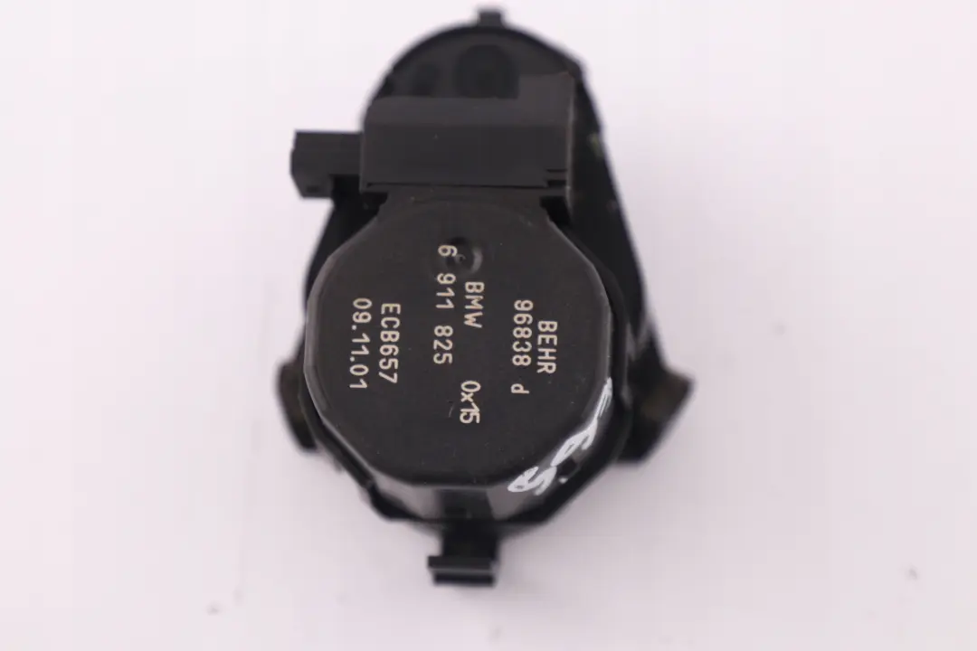 Left Footwell Flap 15h Actuator N/S to BMW 7 Series E65 E66 E67 with Part number 6935080 BMW 7 Series E65 E66 E67 Left Footwell Flap 15h Actuator N/S - SKU 6935080 - Part number 6935080