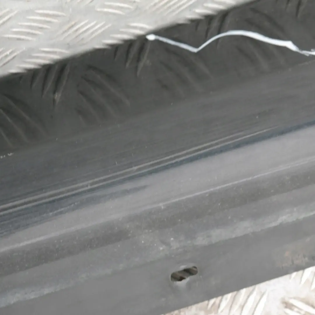 Schwellerleiste Blende Schweller links Black Sapphire Metallic für BMW 3 E90 E91 mit Teilenummer 51770032951 BMW 3 E90 E91 Schwellerleiste Blende Schweller links Black Sapphire Metallic - SKU 0032951-BS12 - Teilenummer 51770032951