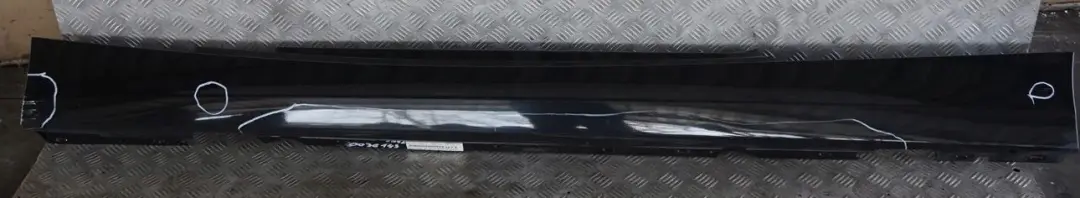 BMW E81 E82 E88 Bas de Porte Couverture Seuil A Gauche Noir Sapphire Noir - SKU 0036143-BS2 - Numéro de pièce 0036143