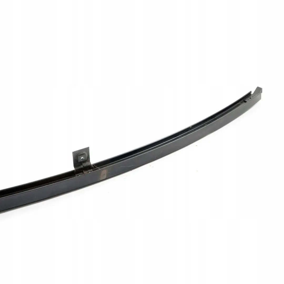 Berline Arriere Droite Porte Fenetre Verre Guide Rail Heber pour BMW 3 E36 à propos du numéro de pièce 1960902 BMW 3 E36 Berline Arriere Droite Porte Fenetre Verre Guide Rail Heber - SKU 1960902 - Numéro de pièce 1960902