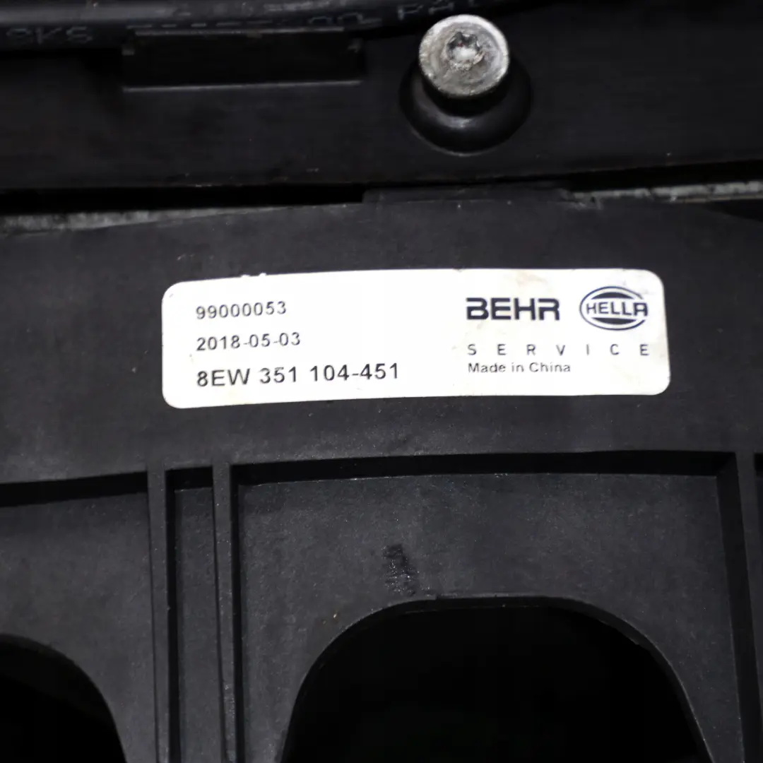 Chłodnica Wiatrak Wentylatora 600W do BMW E65 E66 E67 o numerze 7543282 BMW E65 E66 E67 Chłodnica Wiatrak Wentylatora 600W - SKU 7543282-3 - Numer Części 7543282