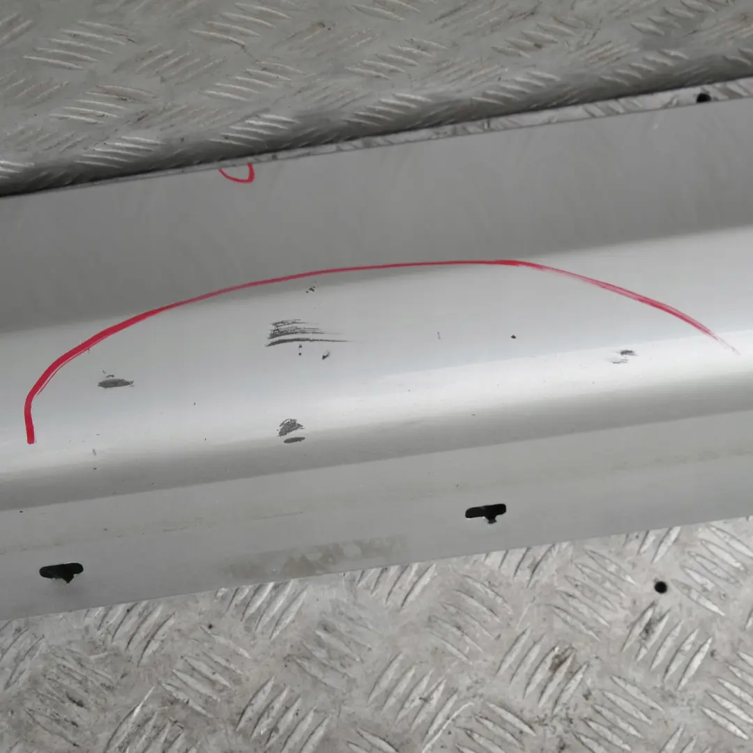 BMW E90 E91 Listello Portiera Apertura Gonna SX Argento-Titanio' Argento - SKU 0032951-TS3 - Numero di parte 32951
